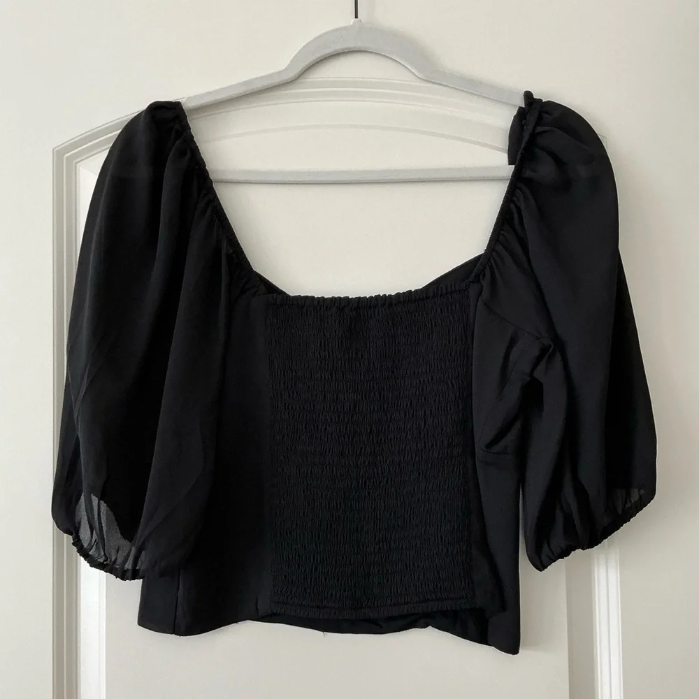 NWT Abercrombie & Fitch Black Blouse - Picture 5 of 7